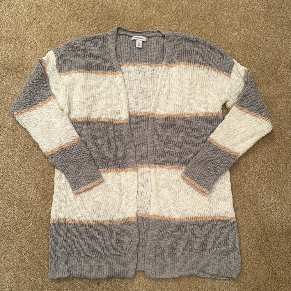 Nine West Women’s grey/tan/white cardigan - size M